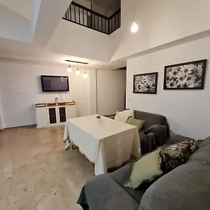 https://precioso-tico-churriana-con-terraza.es-andalucia.com