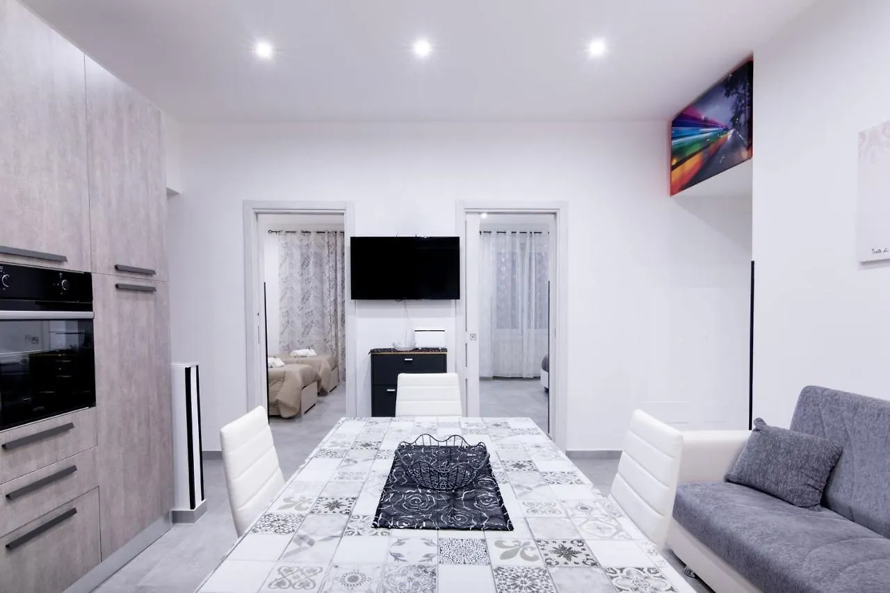 Апартаменты Kemonia Charme House Палермо 0*,  Италия